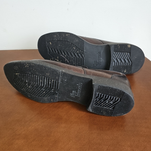 Allen Edmonds Hancock Spilt Toe Derby Men's Dress Shoe - Picture 5 of 6